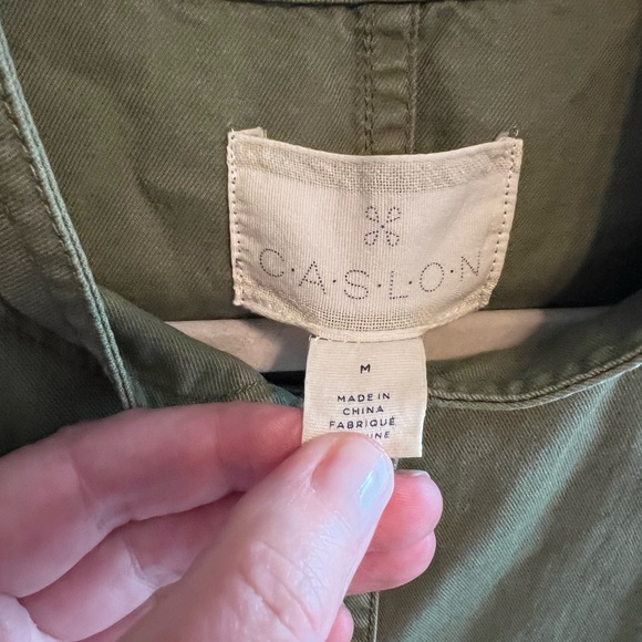 Caslon for Nordstrom army green lightweight jacket. Size M. Like new. - Picture 3 of 4